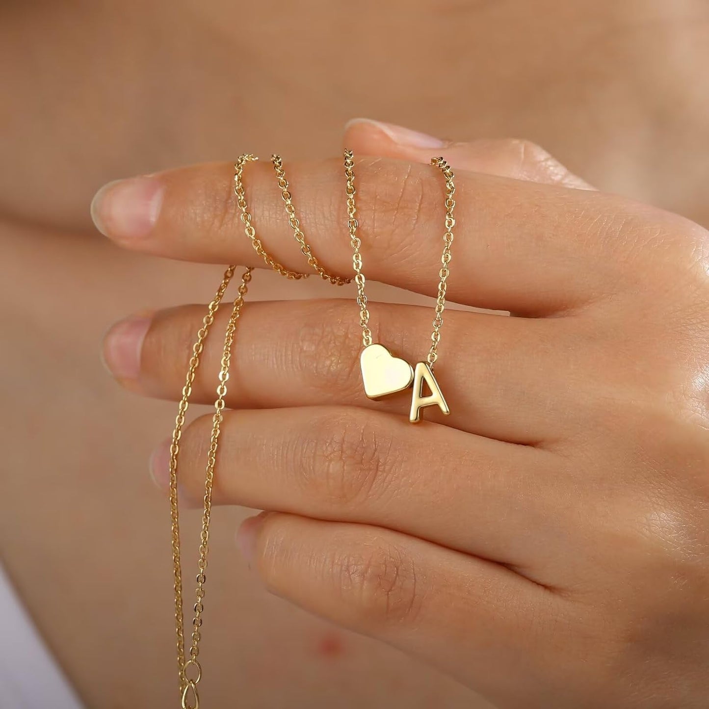 Mothers Day Gifts for Mom Women Teen Girls - 18K Gold Plated Heart Initial A-Z Necklace Dainty Heart Necklaces Tiny Initial Necklaces Birthday Gifts for Women Jewelry