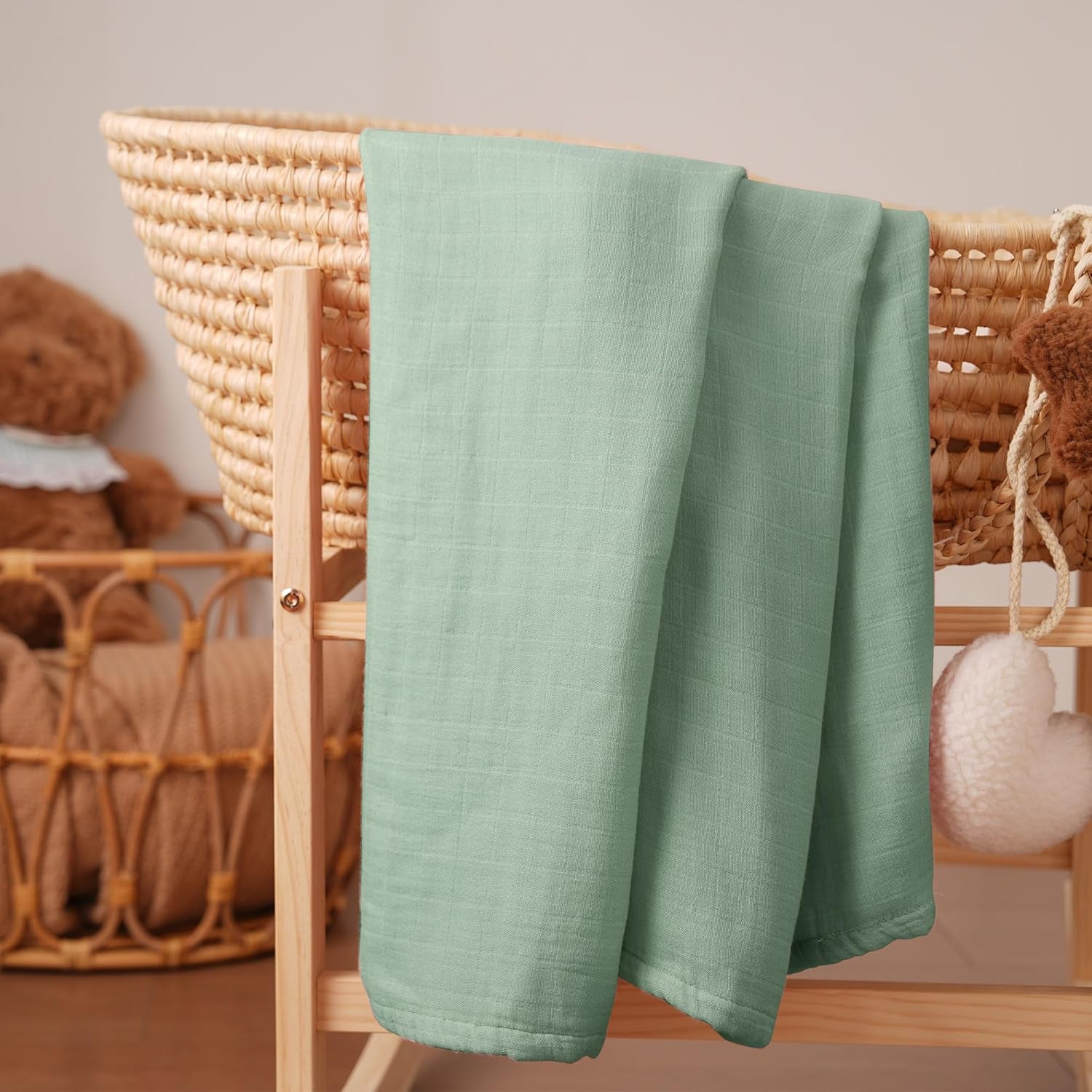 Muslin Swaddle Blankets, 4-Pack Receiving Blankets for Baby Boys and Girls, 47 X 47 Inches Baby Blanket Neutral Swaddle Wrap 70% Rayon from Bamboo and 30% Cotton